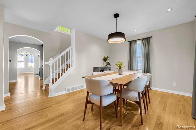 3825 Elmhurst Avenue, Royal Oak, MI 48073