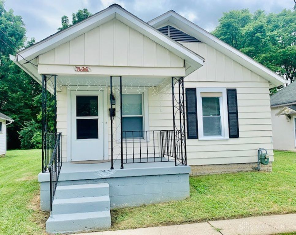 827 W Perrin Avenue, Springfield, OH 45506