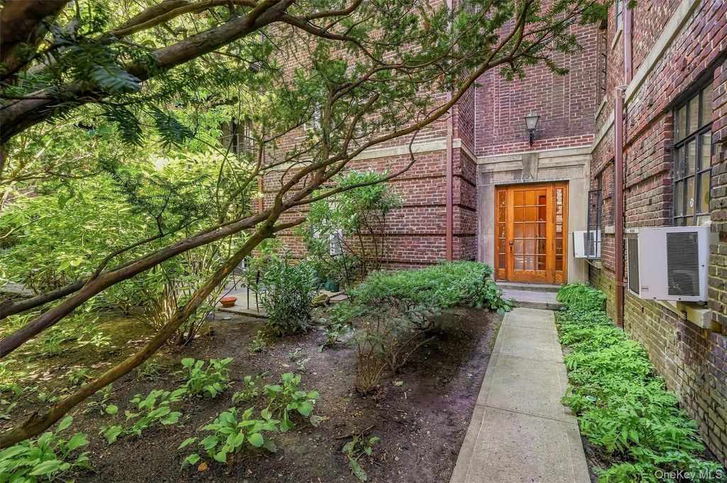 20 N North Broadway G230, White Plains, NY 10601 — photo 2