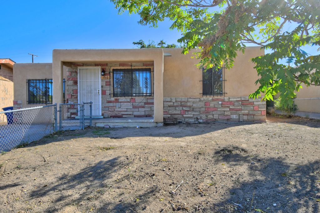 1516 WILMOORE Drive SE, Albuquerque, NM 87106