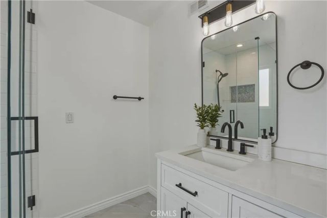 8839 Cedros Avenue 3, Panorama City, CA 91402