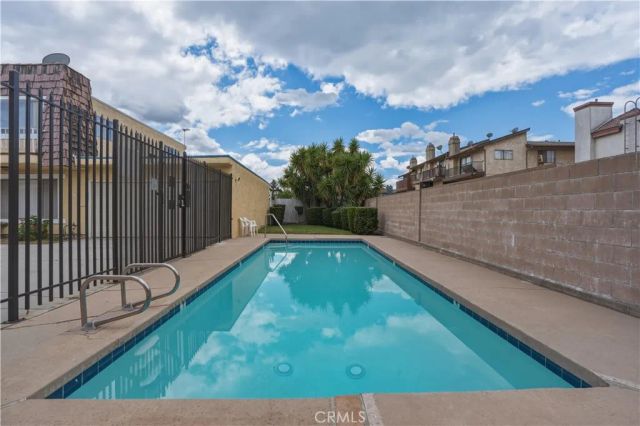 8839 Cedros Avenue 3, Panorama City, CA 91402