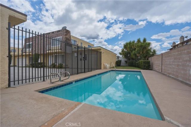 8839 Cedros Avenue 3, Panorama City, CA 91402