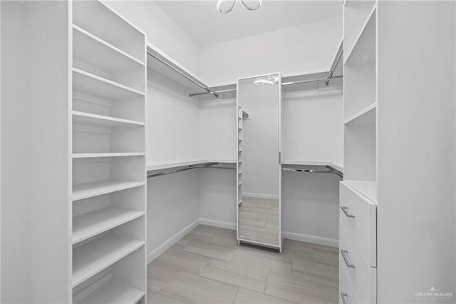 1305 E Evergreen Avenue, San Juan, TX 78589