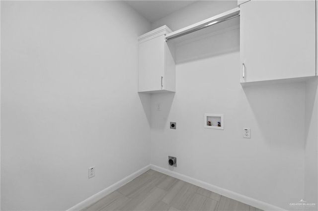 1305 E Evergreen Avenue, San Juan, TX 78589