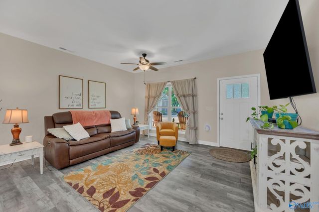 106 County Road 632, Rogersville, AL 35652