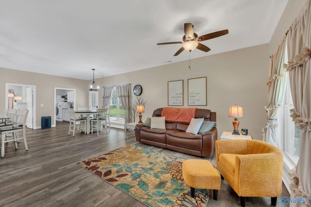 106 County Road 632, Rogersville, AL 35652