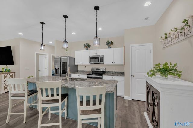 106 County Road 632, Rogersville, AL 35652