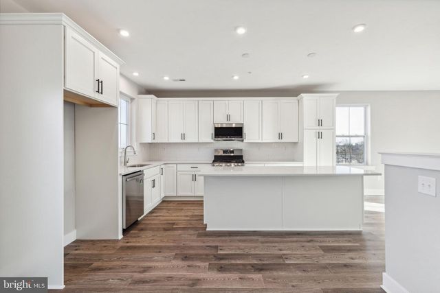 129 HIGHER ROCK CT, North Wales, PA 19454