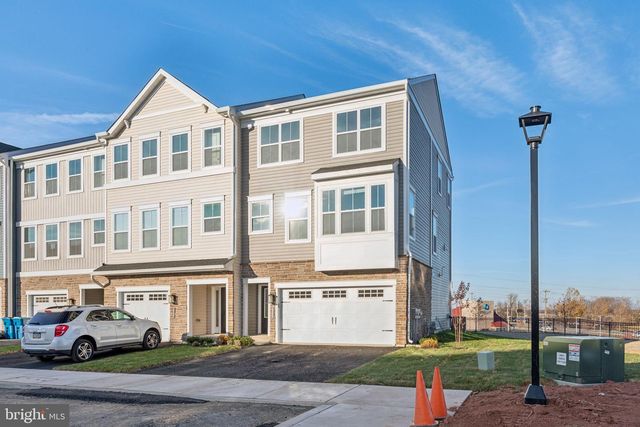 129 HIGHER ROCK CT, North Wales, PA 19454