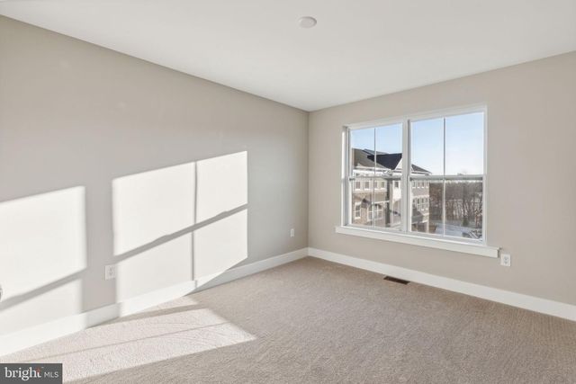 129 HIGHER ROCK CT, North Wales, PA 19454