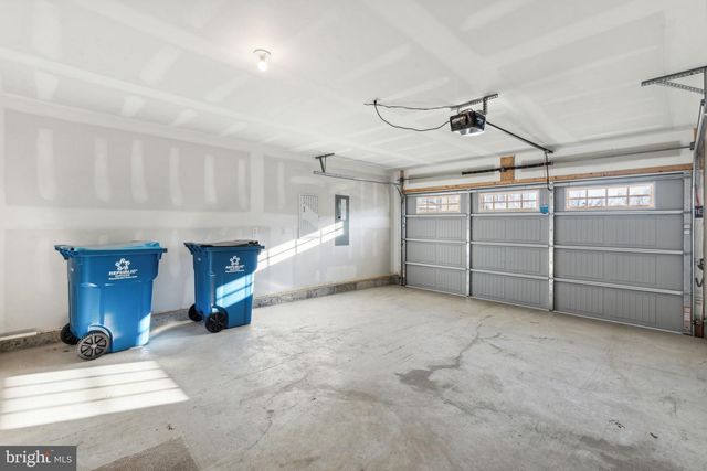 129 HIGHER ROCK CT, North Wales, PA 19454