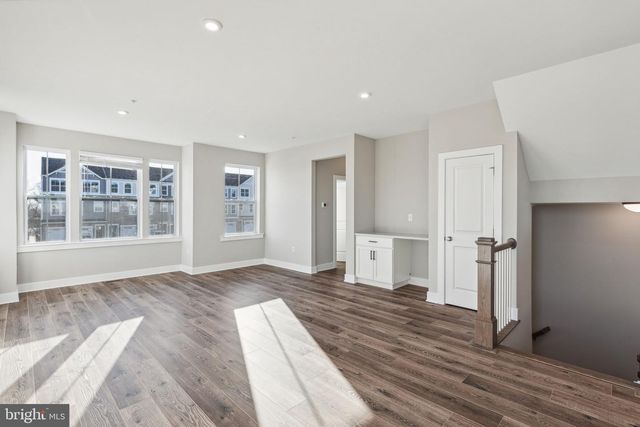 129 HIGHER ROCK CT, North Wales, PA 19454