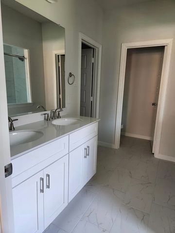 2043 Atlantic Avenue, Anna, TX 75409