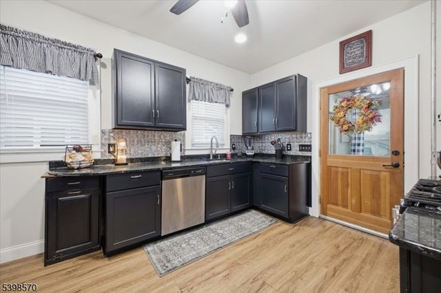 89 Park Ave, Washington Boro, NJ 07882