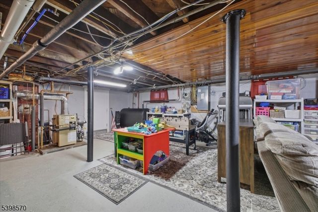 89 Park Ave, Washington Boro, NJ 07882