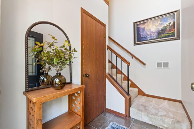 7246 Allen Court, Eden Prairie, MN 55346