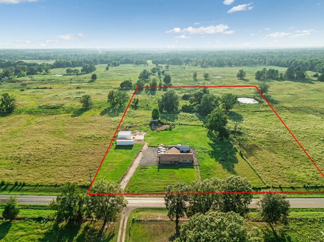 8181 Fm 1840, De Kalb, TX 75559