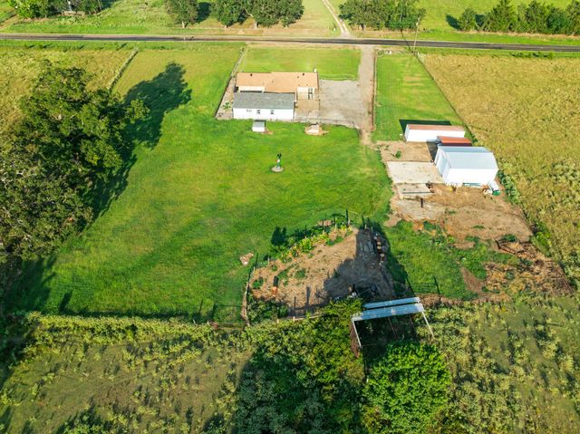 8181 Fm 1840, De Kalb, TX 75559