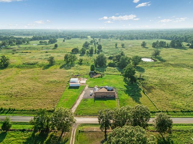 8181 Fm 1840, De Kalb, TX 75559