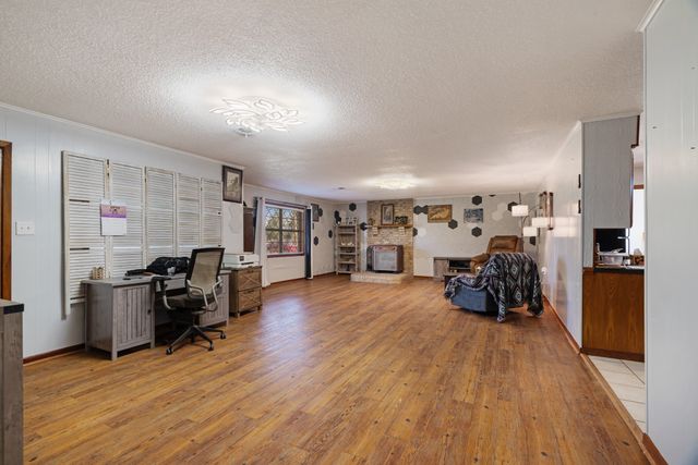 8181 Fm 1840, De Kalb, TX 75559