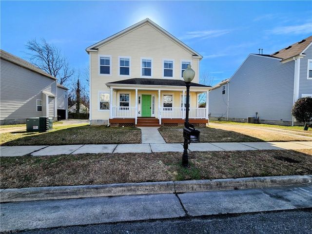 23 Regal WAY, Hampton, VA 23669
