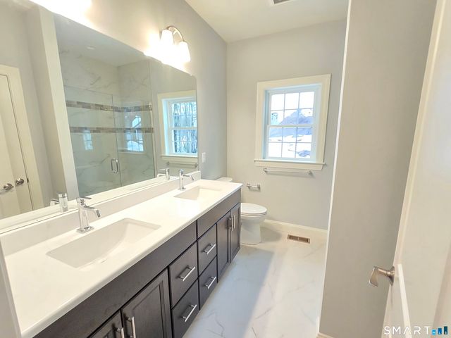 54 Liberty Lane, Enfield, CT 06082