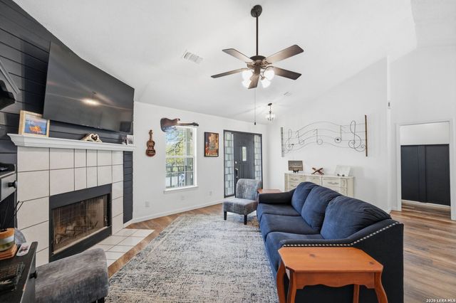 3400 Lakeview, Canyon Lake, TX 78133