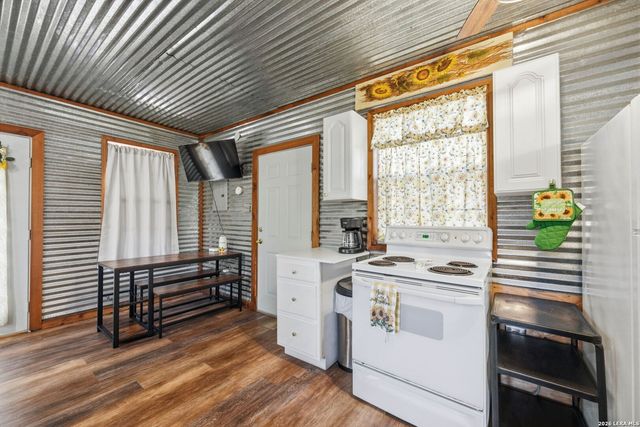 3400 Lakeview, Canyon Lake, TX 78133