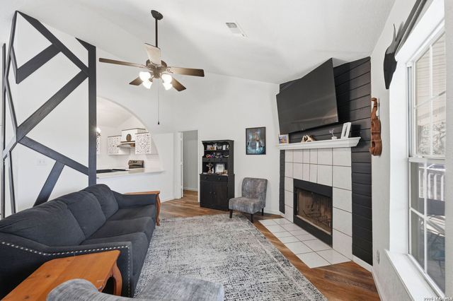 3400 Lakeview, Canyon Lake, TX 78133