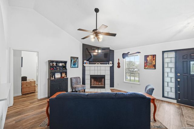 3400 Lakeview, Canyon Lake, TX 78133