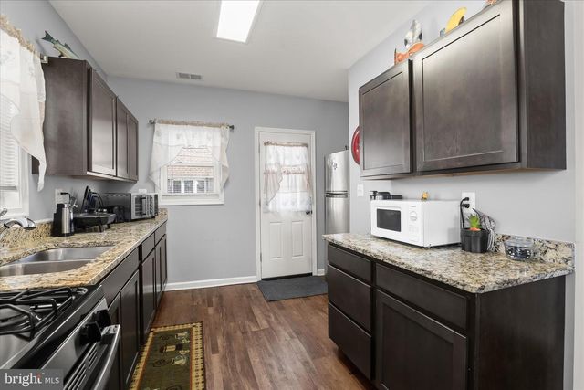 2724 N POINT TER, Dundalk, MD 21222