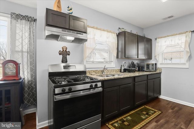 2724 N POINT TER, Dundalk, MD 21222