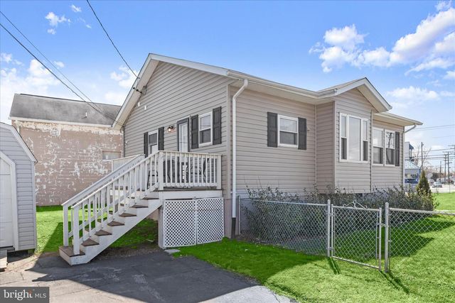 2724 N POINT TER, Dundalk, MD 21222