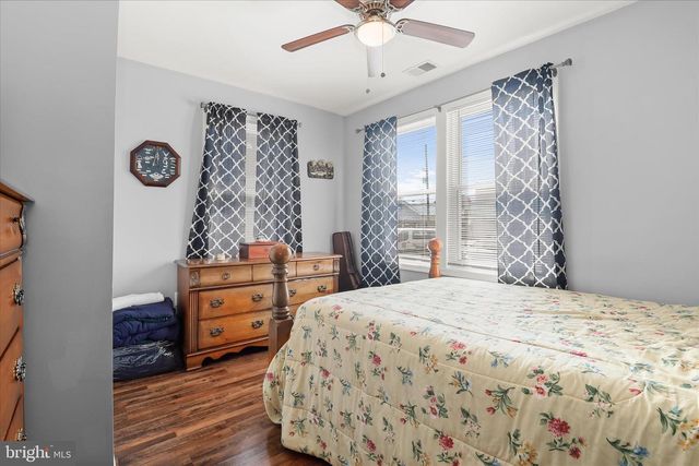 2724 N POINT TER, Dundalk, MD 21222