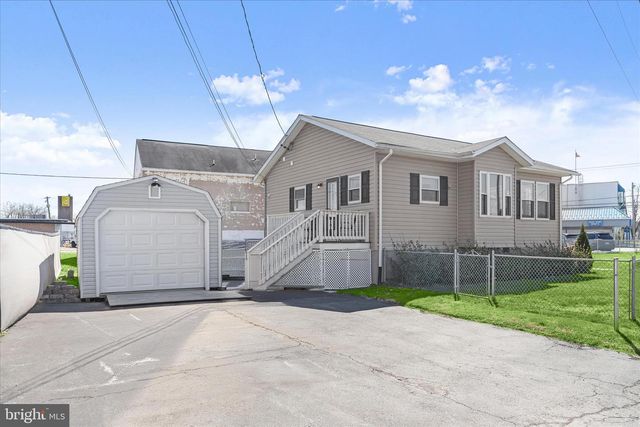 2724 N POINT TER, Dundalk, MD 21222