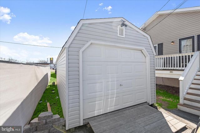 2724 N POINT TER, Dundalk, MD 21222