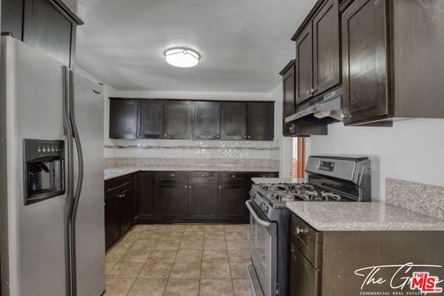 856 W 47th Street, Los Angeles, CA 90037