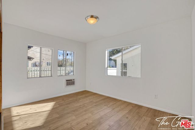 856 W 47th Street, Los Angeles, CA 90037