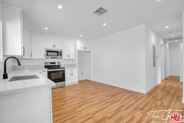 856 W 47th Street, Los Angeles, CA 90037