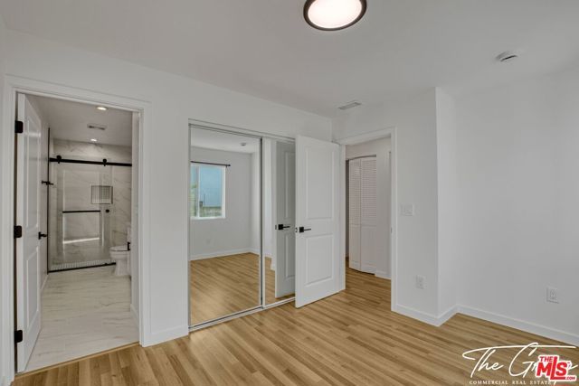 856 W 47th Street, Los Angeles, CA 90037