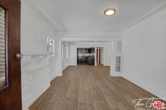 856 W 47th Street, Los Angeles, CA 90037