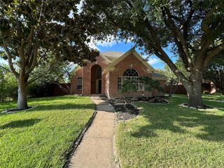 4253 Creekstone Drive, Plano, TX 75093
