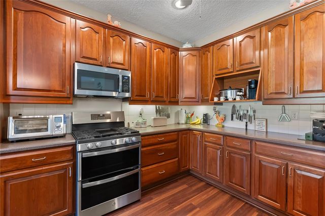 32839 WEBBS WAY, Sorrento, FL 32776