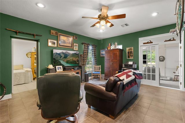 32839 WEBBS WAY, Sorrento, FL 32776