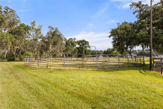 32839 WEBBS WAY, Sorrento, FL 32776