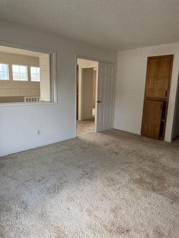 1448 Plymouth Rock Way, Clovis, CA 93612