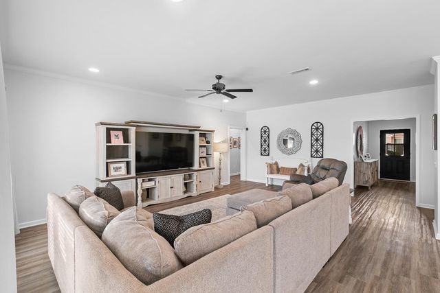 265 Magnolia Lane, Newton, AL 36352