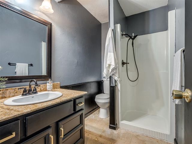 11613 Footmans Court, Yukon, OK 73099