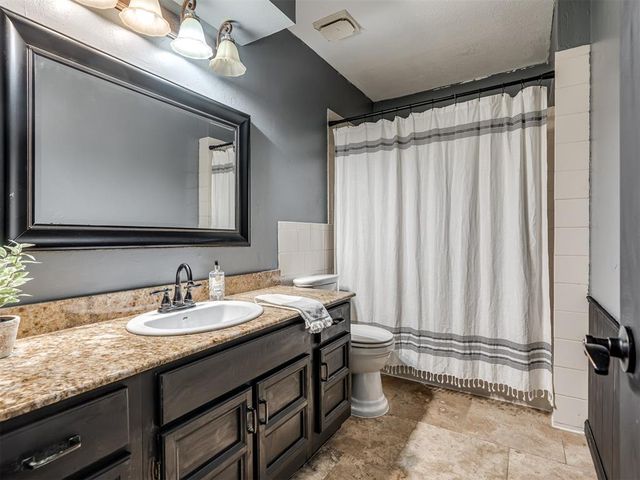 11613 Footmans Court, Yukon, OK 73099